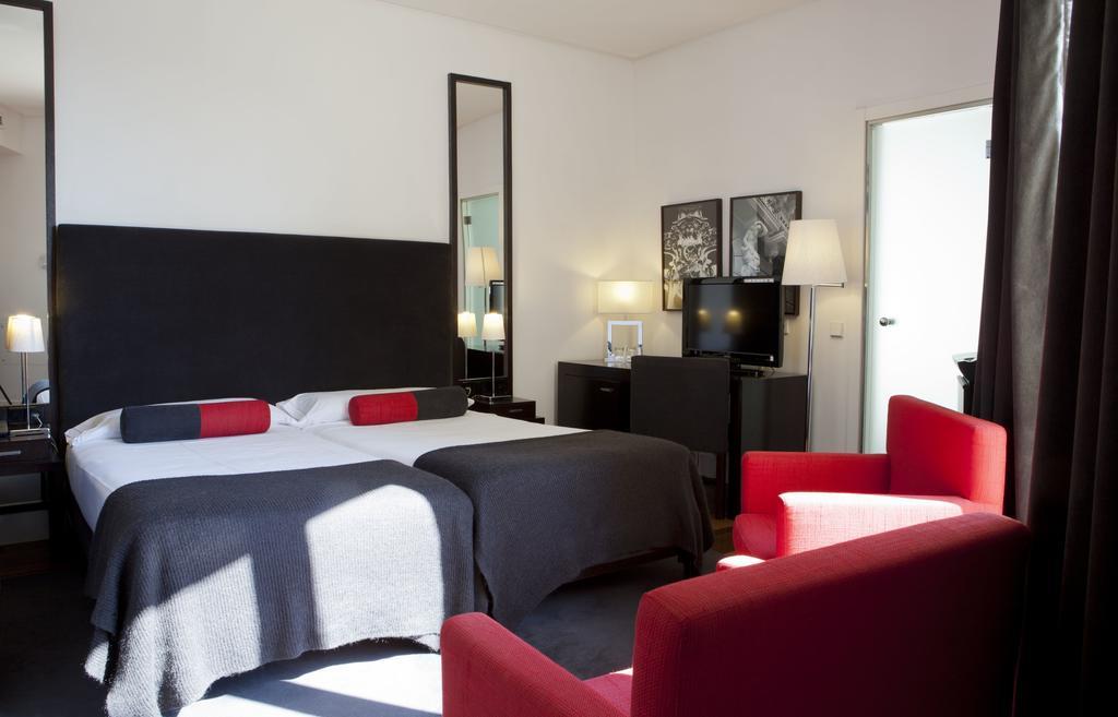 Double or Twin Room,1348962686:JPEG