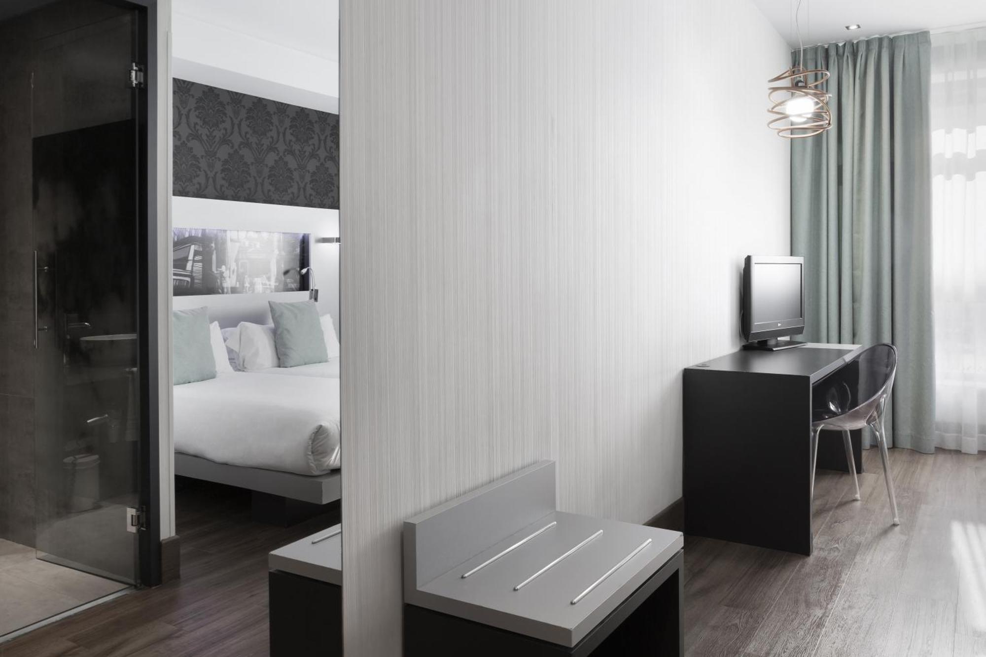 Double or Twin Room,1272528649:JPEG