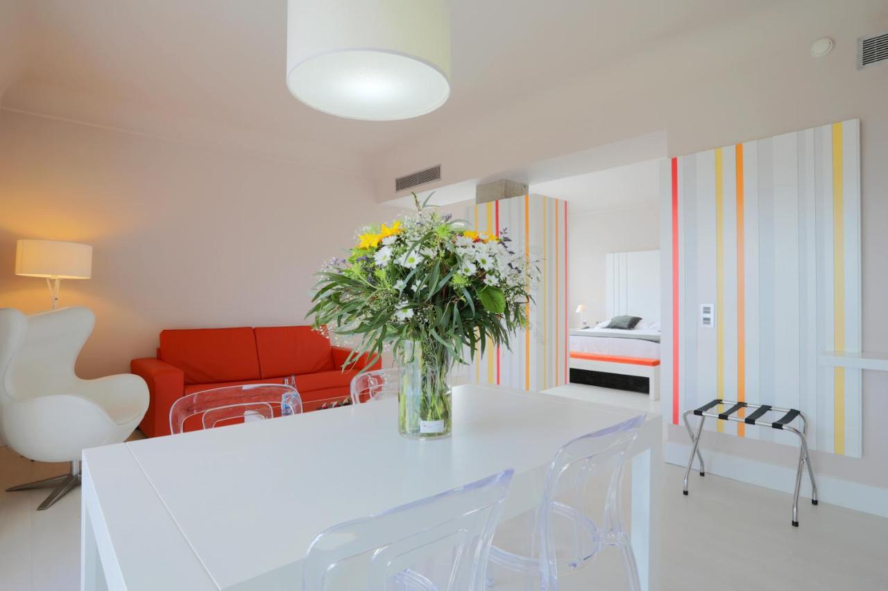 Junior Suite,185376585:JPEG