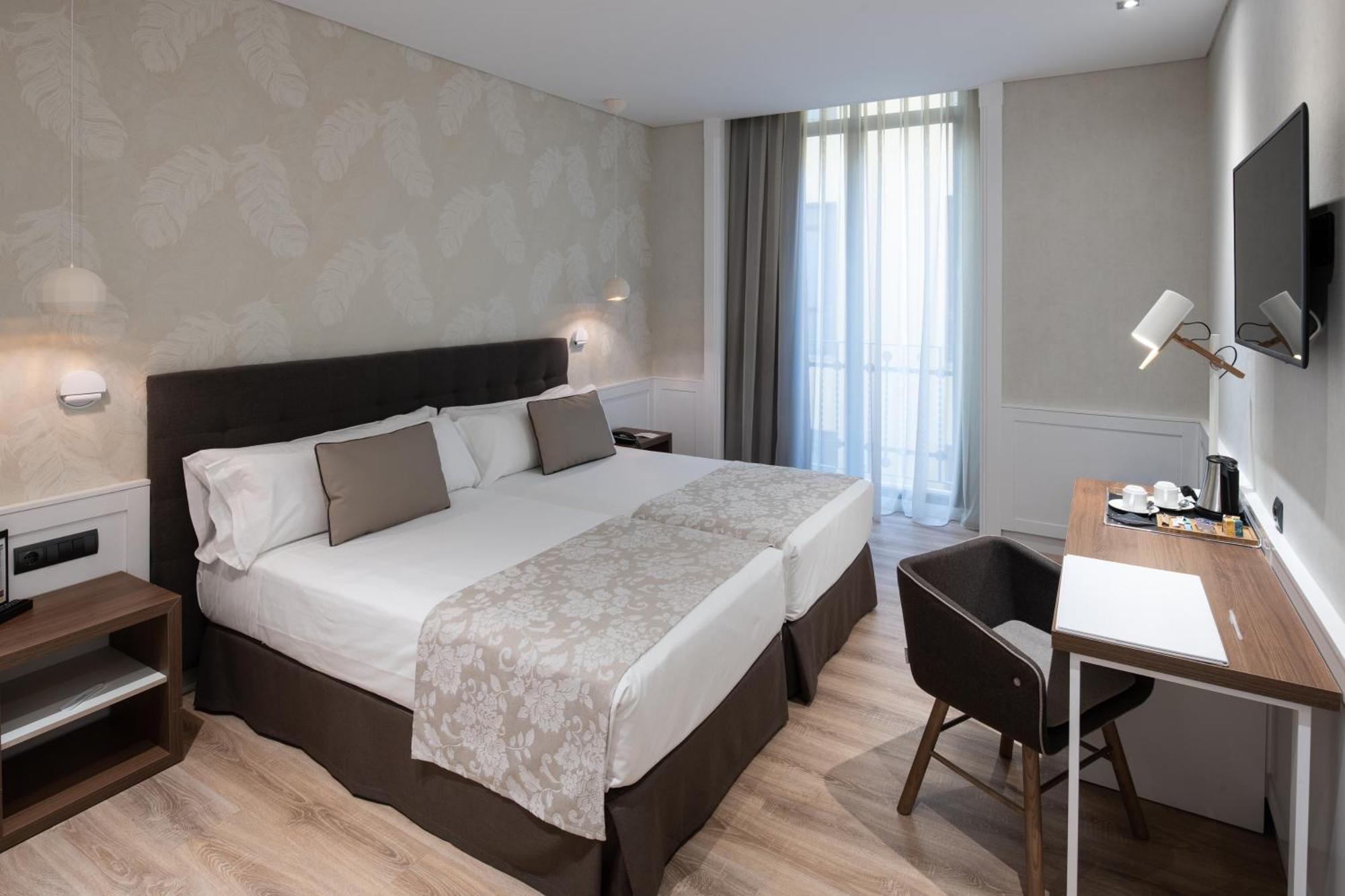 Double or Twin Room,1498479724:JPEG