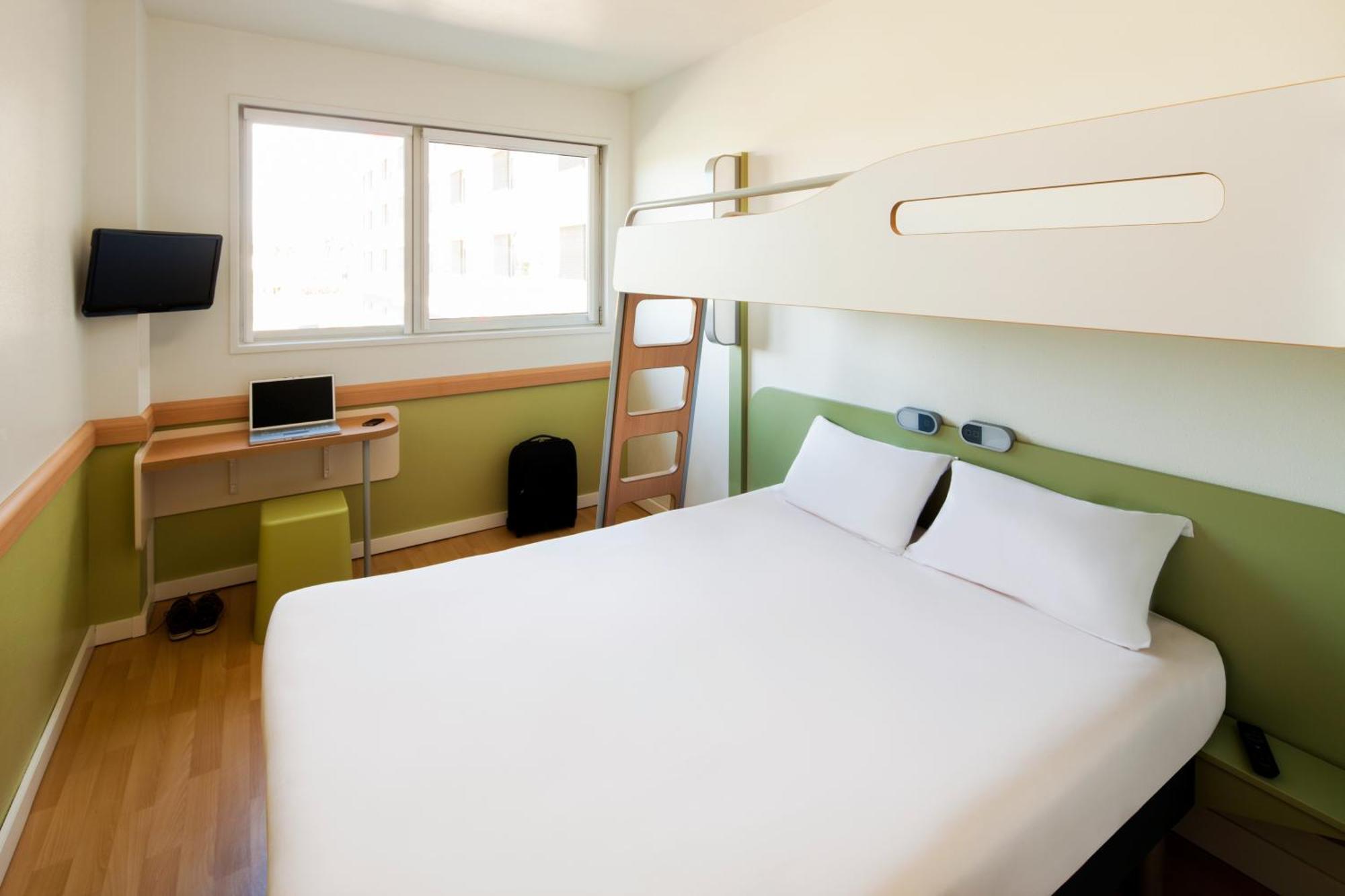 Standard Double Room,1704970694:JPEG