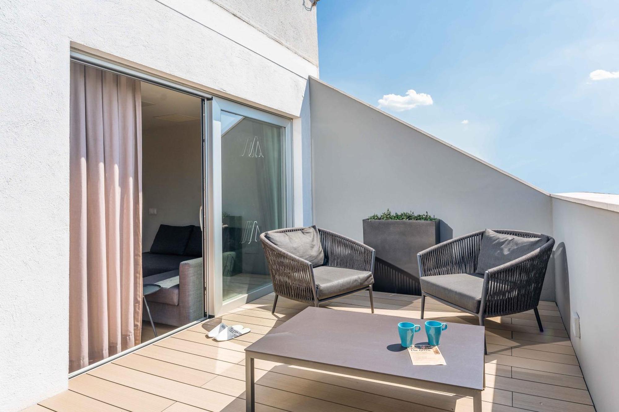 Junior Suite Terrace,1709953436:JPEG