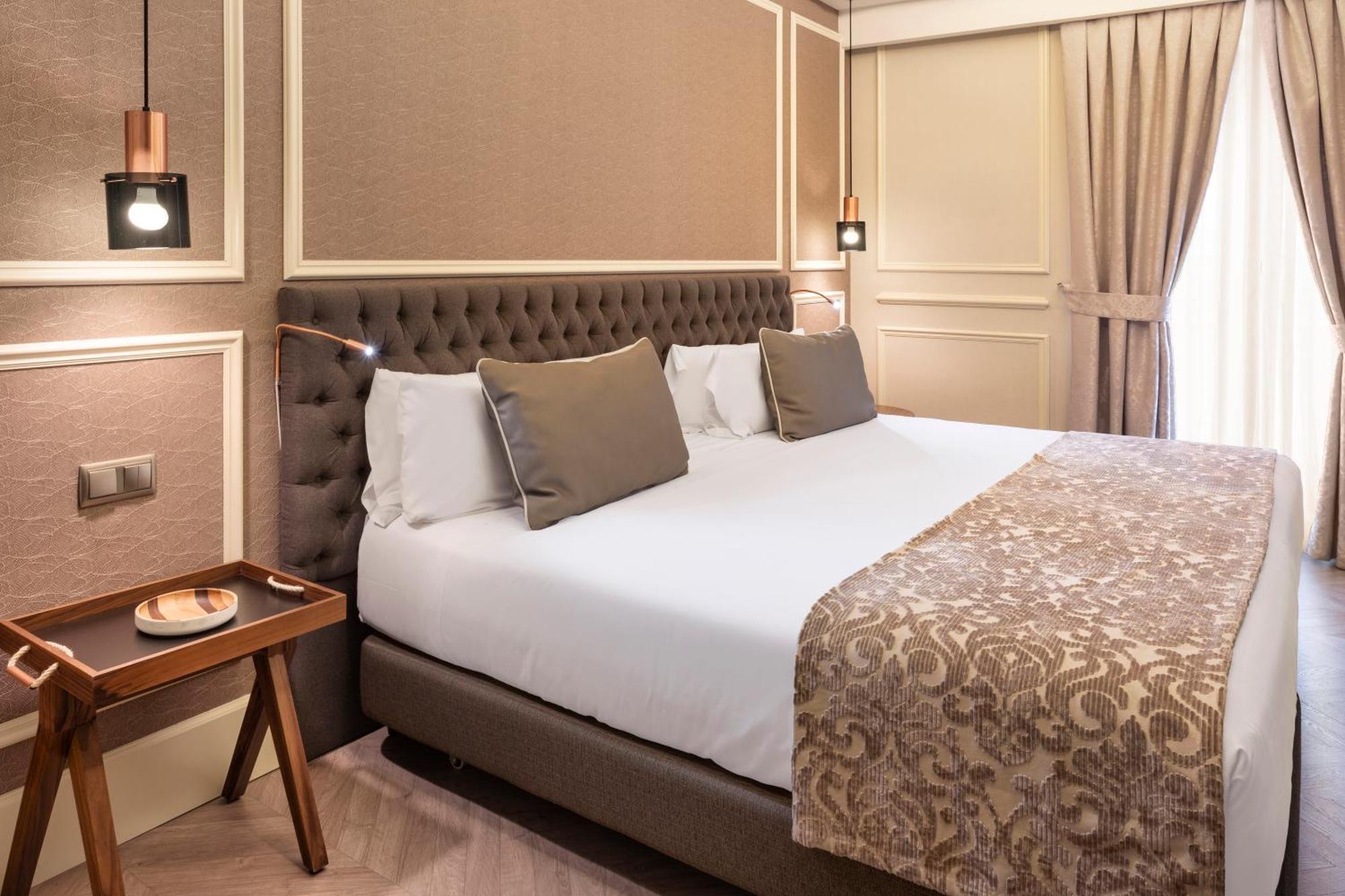 Premium Double or Twin Room,1588038482:JPEG