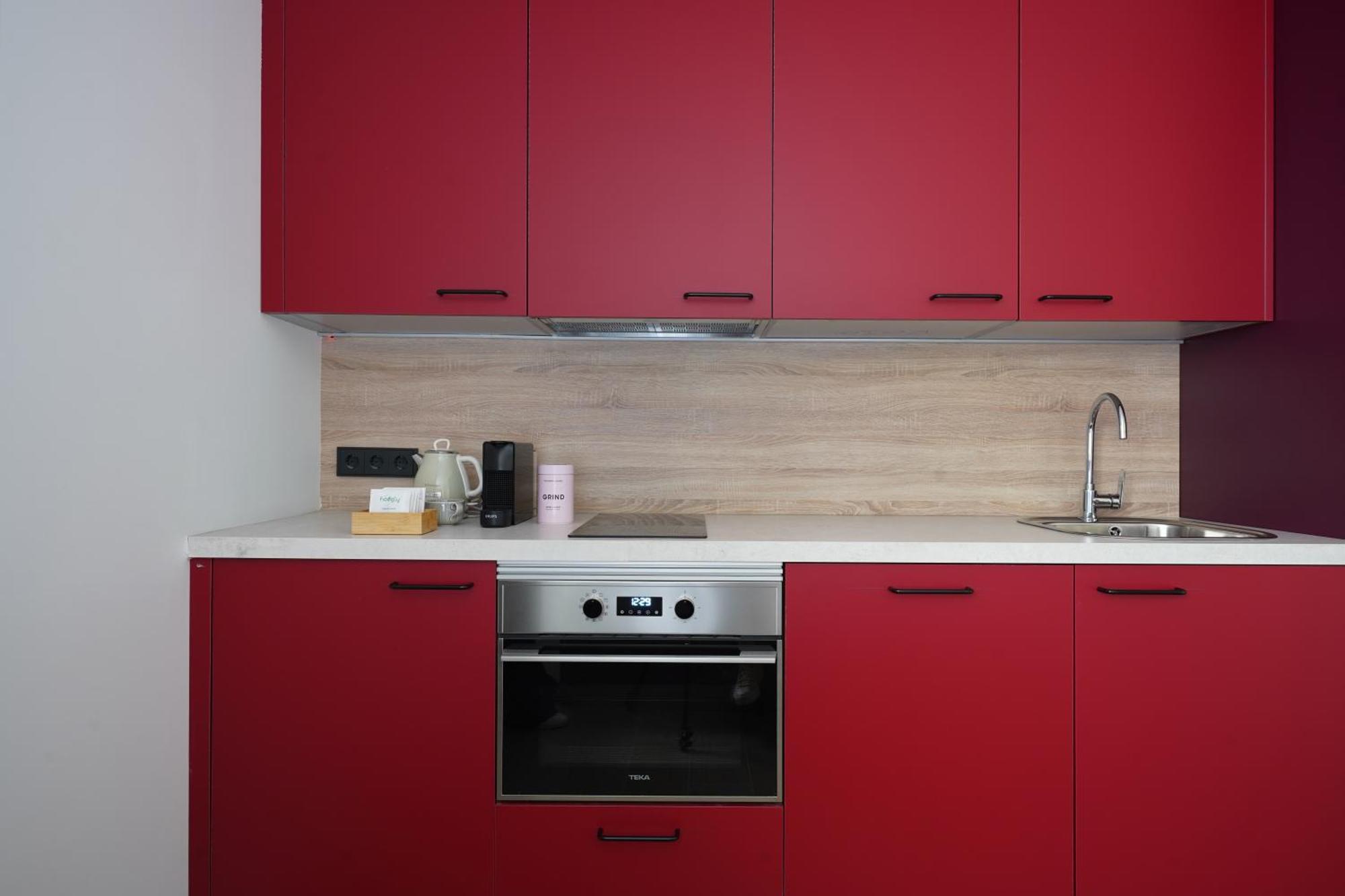 Medium Studio Kitchen,1596840534:JPEG