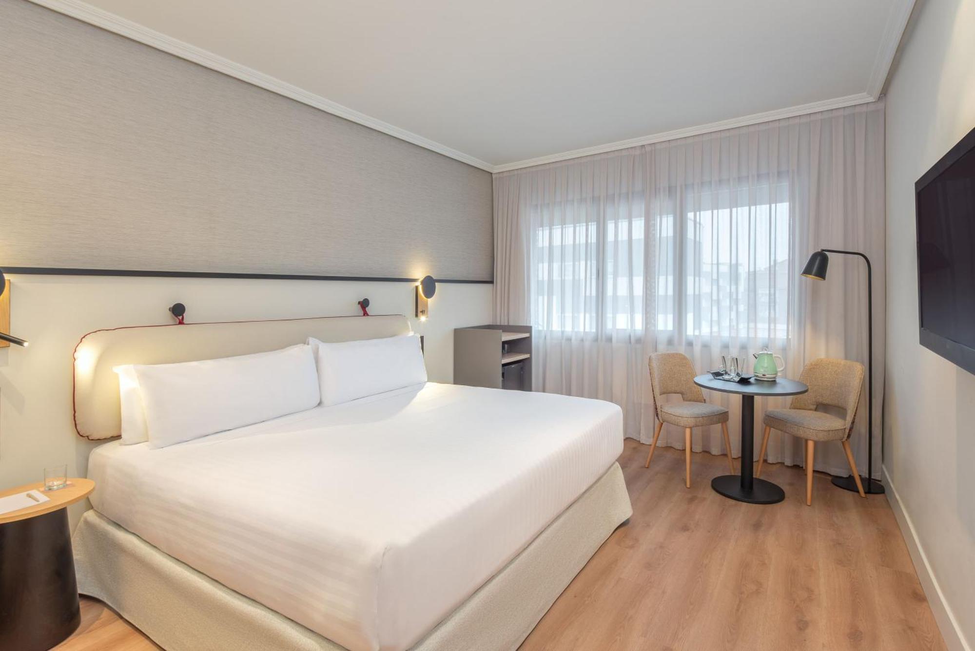 Standard Room,1771705626:JPEG