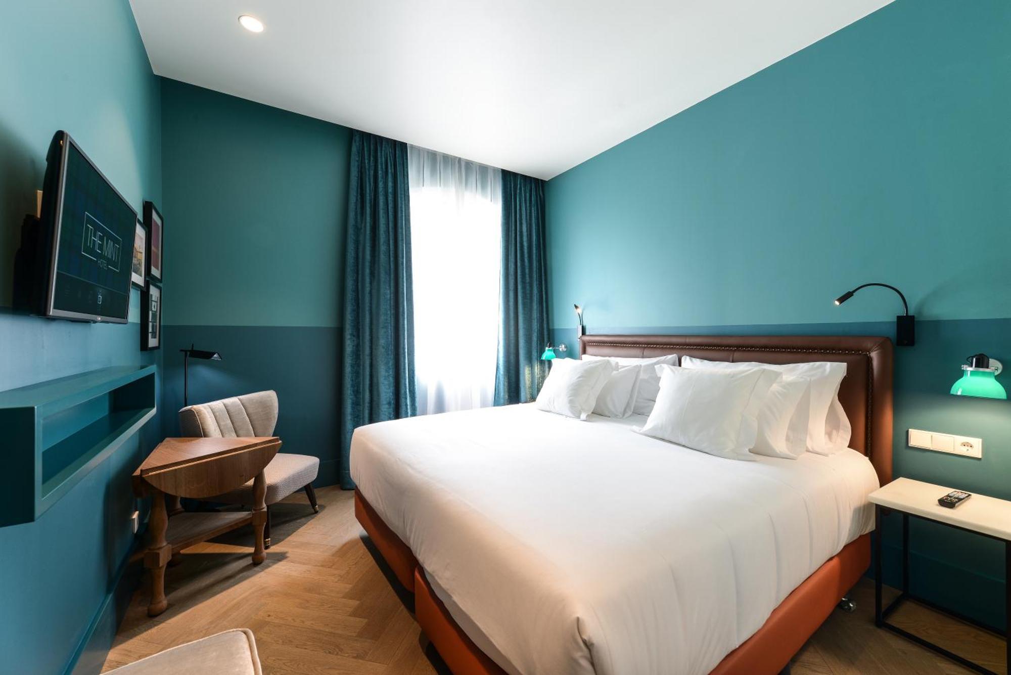 Superior Room,709446760:JPEG