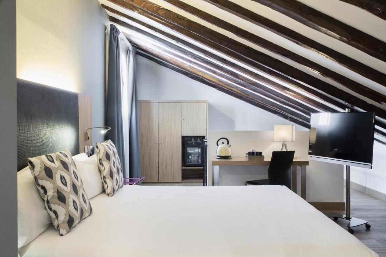 Double Room Whirlpool,762790039:JPEG