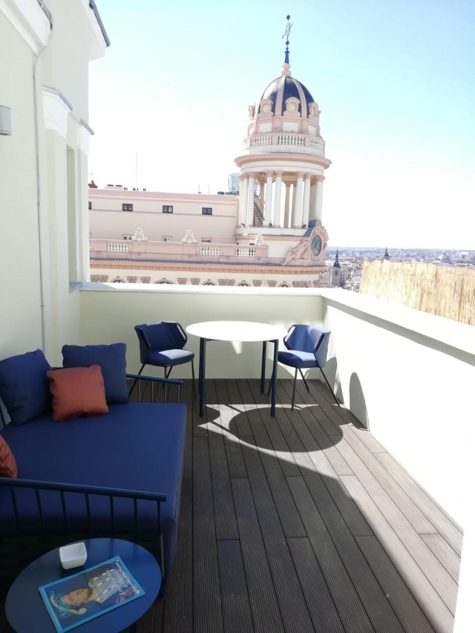 Studio Terrace,778840407:JPEG