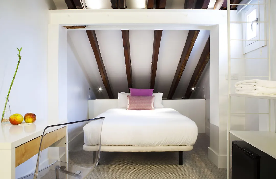 Artrip Hotel-1