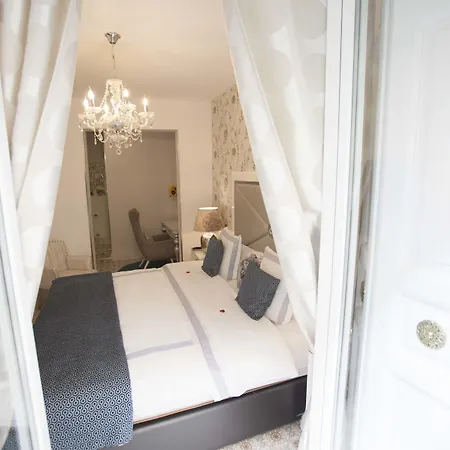 Hostal Casa Boutique (Adults Only)-2