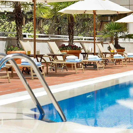 Novotel Madrid Feria And Airport-3